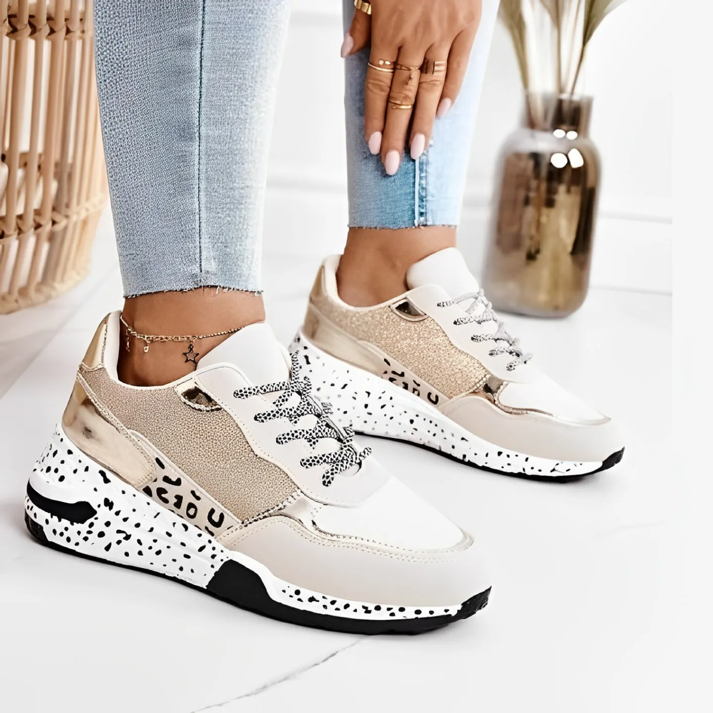 Aurélia Orthopedic Sneakers