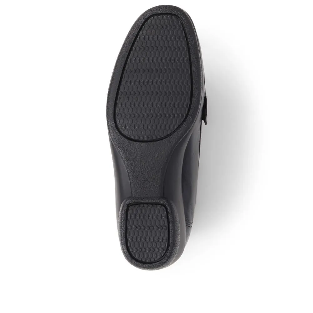 Leather Slip-On Loafers - NAP38023 / 325 236