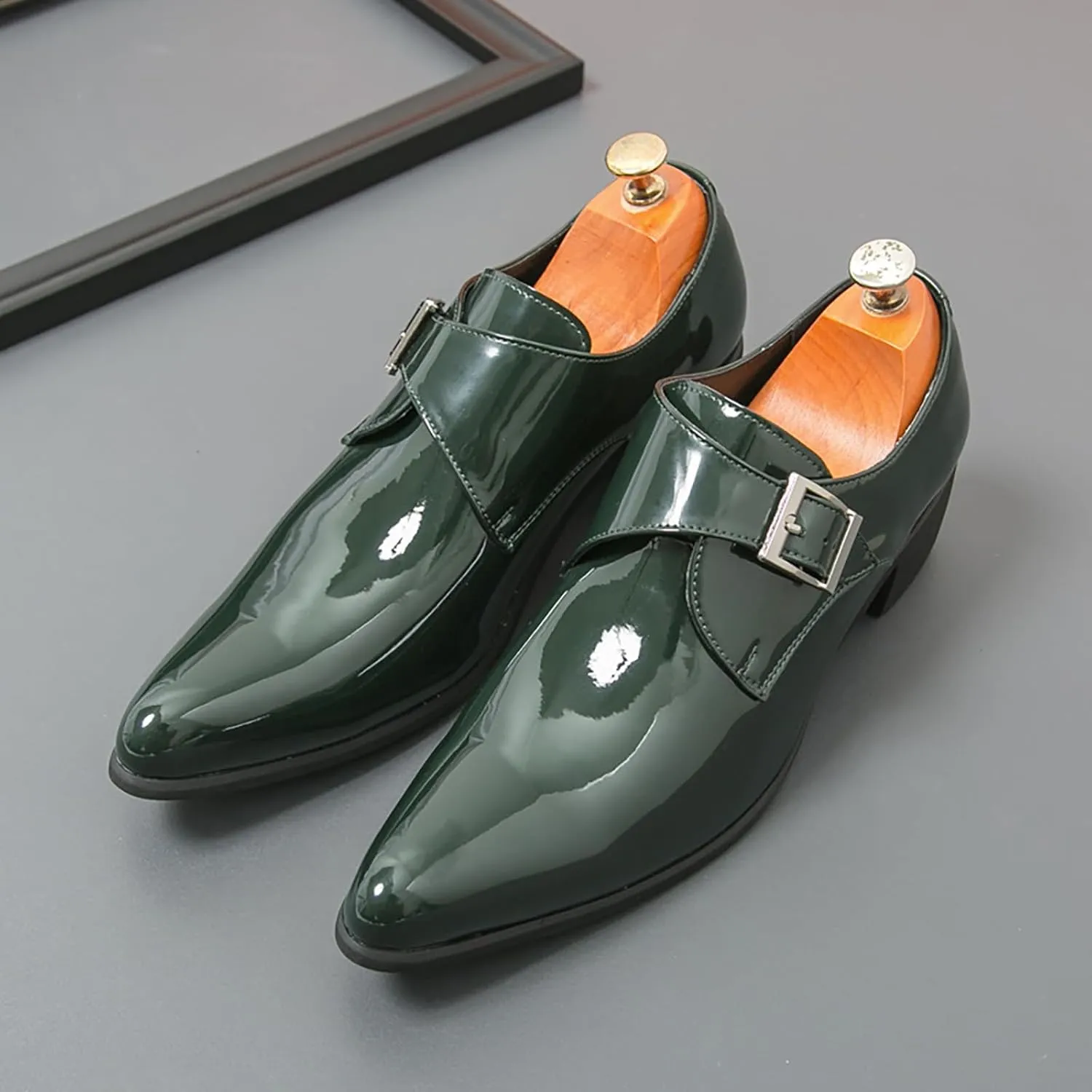 Men's Patent Leather Pointed Monk Strap Low Chunky Heel Loafers Fashion Classic Slip On Comfort Non-Slip Business Dress Oxford Shoes for Wedding Dance Party