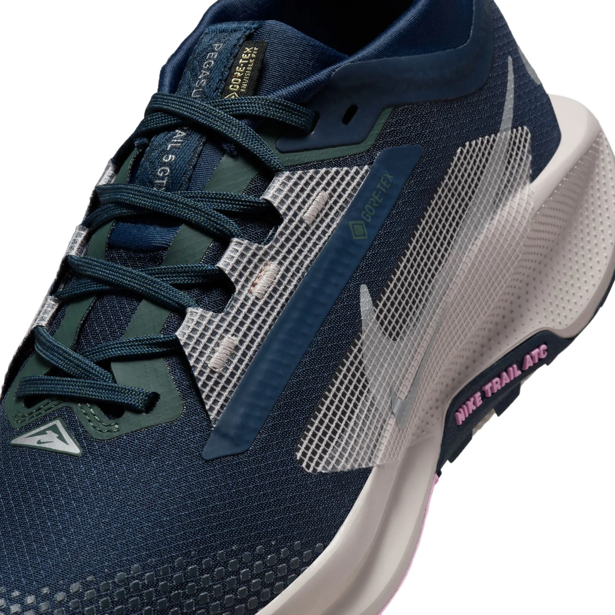 Nike Women's Pegasus Trail 5 GORE-TEX Trail Running Armoury Navy / Vintage Green / Platinum Violet