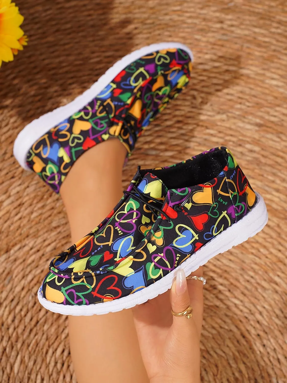 Women's Slip Canvas Sneakers Lace-up Loafers Colorful Cartoon Floral Print Lightweight Comfortable Stylish Easy to Wear Casual Suitable for Daily Drive Wear