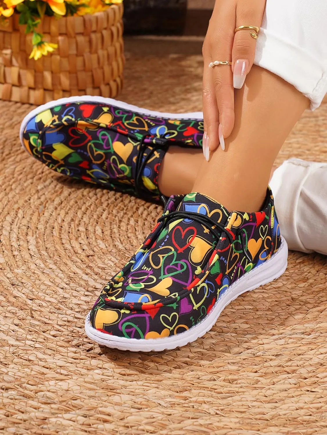 Women's Slip Canvas Sneakers Lace-up Loafers Colorful Cartoon Floral Print Lightweight Comfortable Stylish Easy to Wear Casual Suitable for Daily Drive Wear
